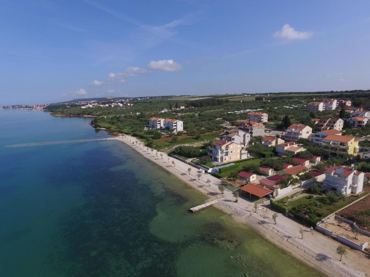 Mobile Home Dandelion Biograd Na Moru Exterior foto