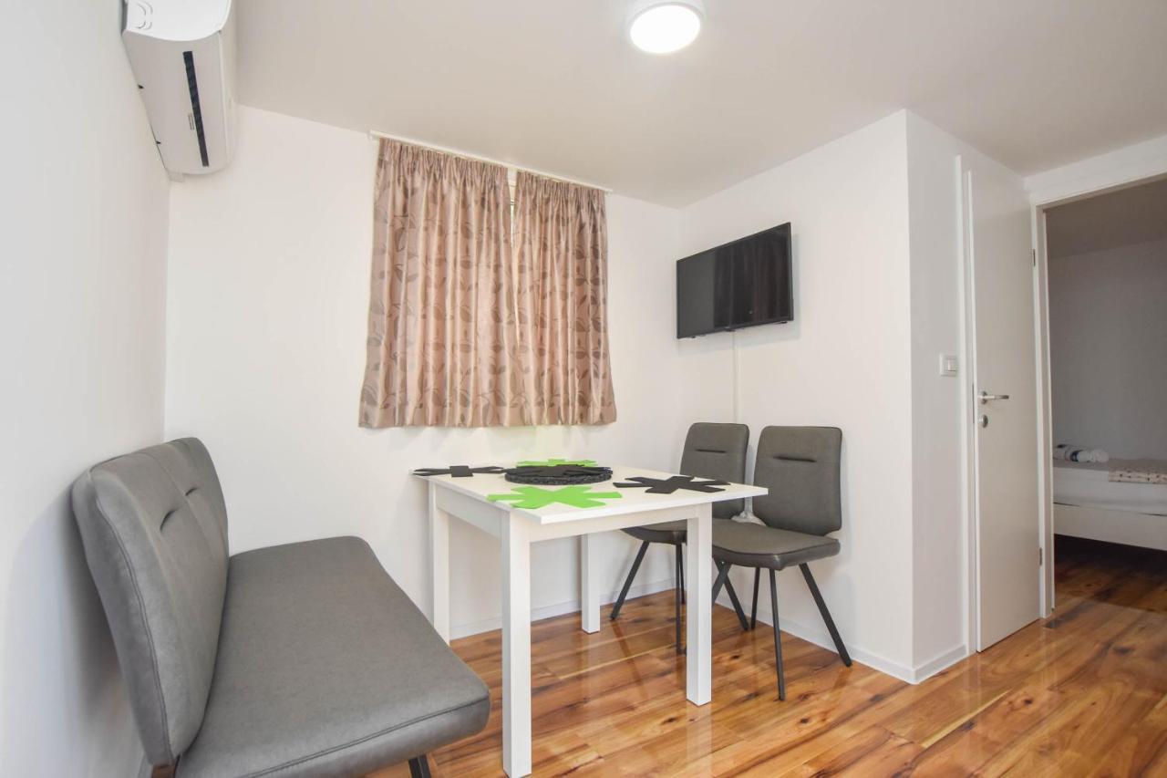 Mobile Home Dandelion Biograd Na Moru Exterior foto